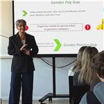 Gleichstellungsrätin Hofer: „Mädchen und junge Frauen verfügen über Bildung und Qualifikationen. Diese müssen sich später aber auch in gleichen Chancen niederschlagen." (Foto: Büro der GSR)